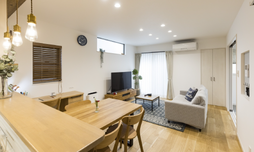 リビングダイニング